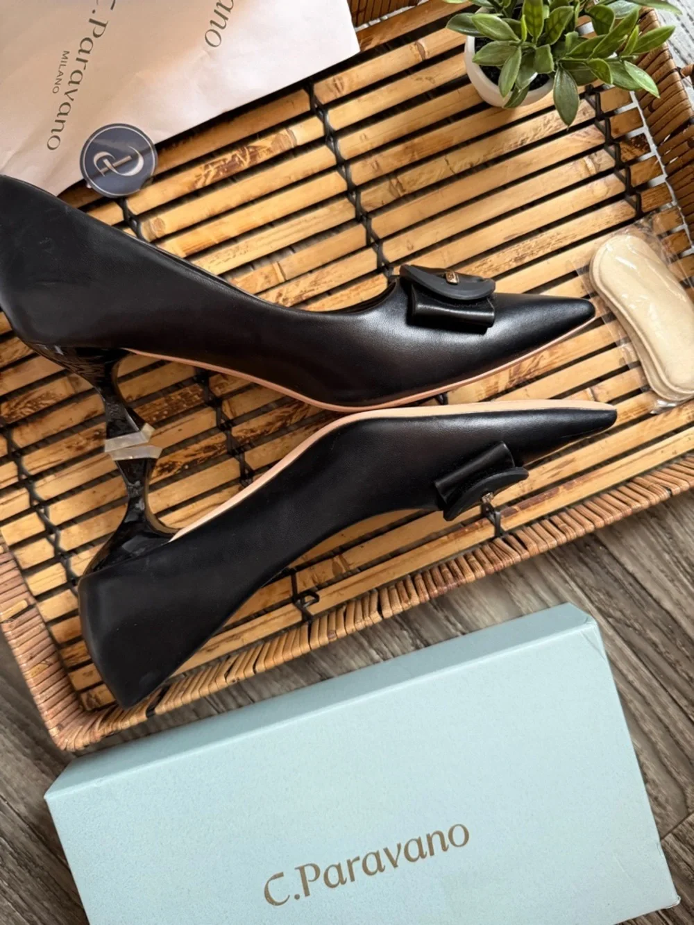 NEW C. Paravano Low Black Kitten Heel C-Shaped Buckle Size 39 US 8.5 New in Box
